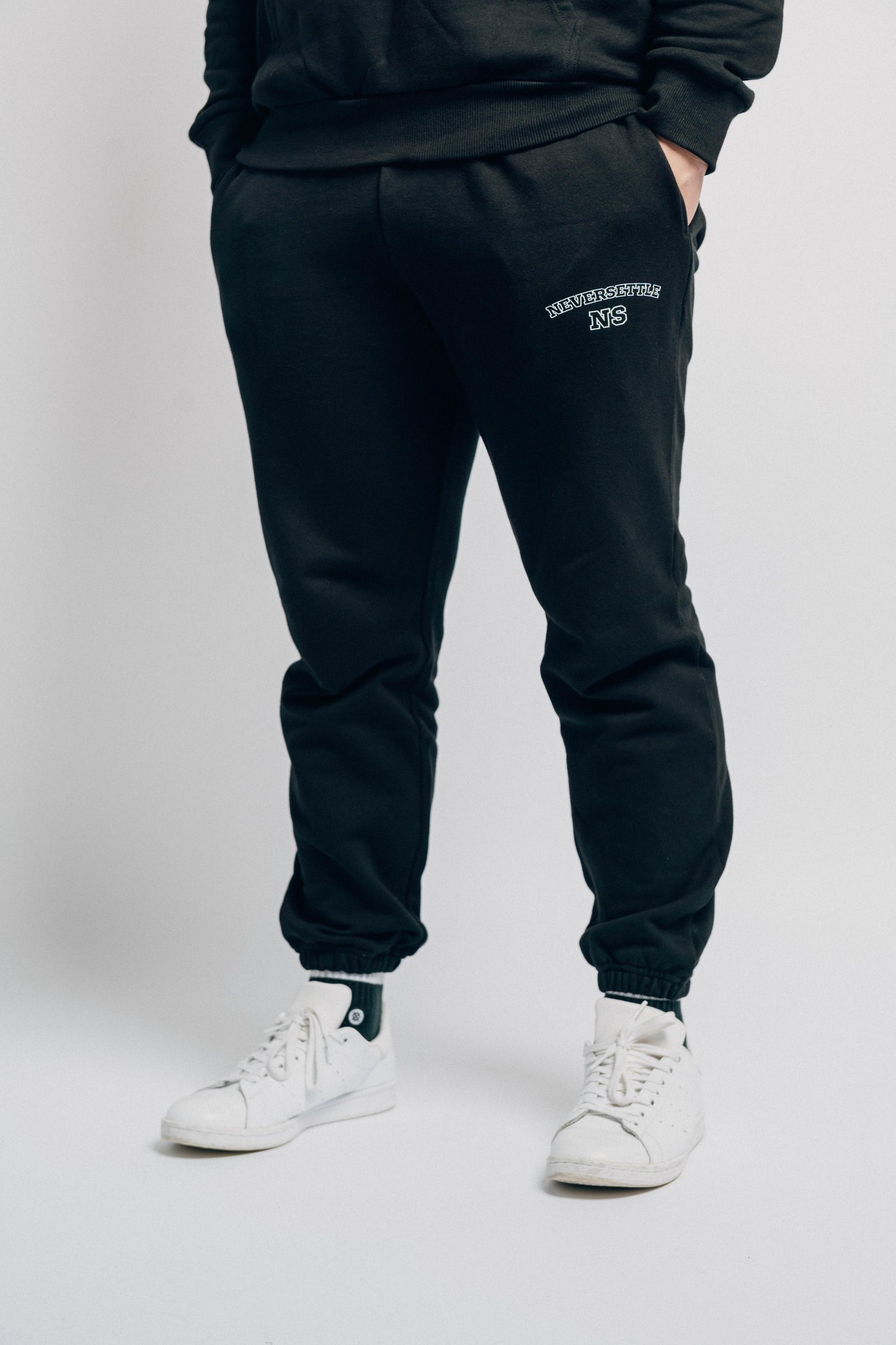 Training Sweatpants- Men