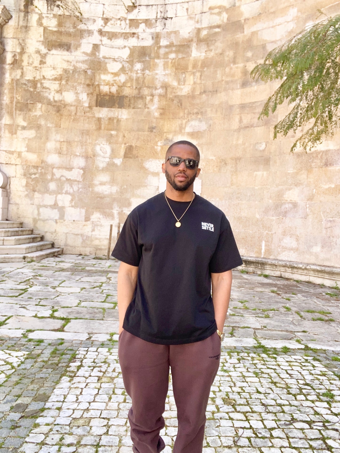 The World Is Yours Sweatpants -Men